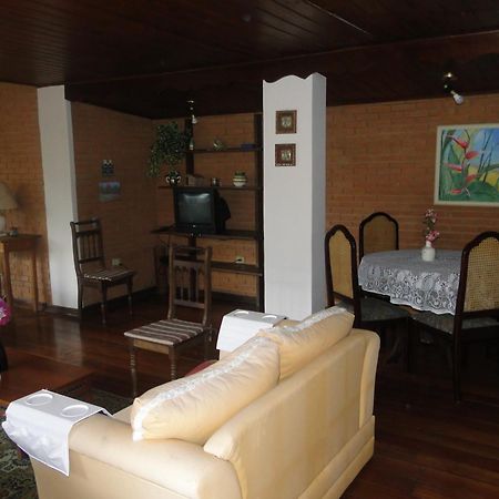 Casa em Condomínio Privado Campos do Jordão Exterior foto